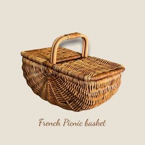 Vintage french market/ picnic basket